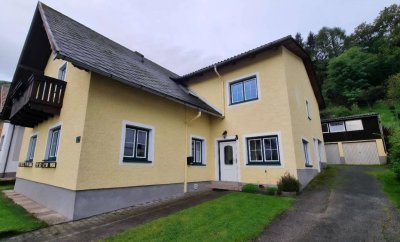 Neuwertige 75m² Wohnung im Zentrum von Randegg mit sehr großen Garten, Provisionsfrei