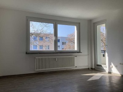 Moderne 2-Zimmer Wohnung mit Balkon in Baumheide