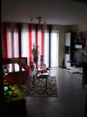 Moderne 2 Zimmer-Wohnung mit Balkon in Lorch-Waldhausen an  Einzelperson  zu vermieten