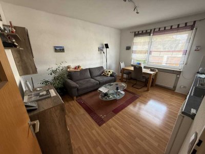 provisionsfreie und freundliche 1,5 Zimmer Wohnung in ruhigem MFH