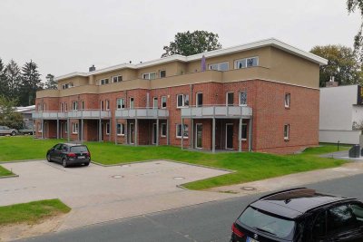 Sehr schöne 3-Zimmer-EG-Wohnung in Mölln mit Einbauküche, Terrasse und Kellerraum