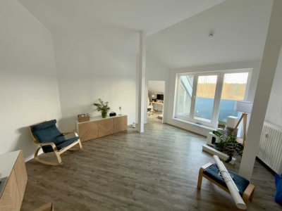 Helle 2-Zimmer Dachgeschosswohnung mit Balkon in Potsdam-Kirchsteigfeld