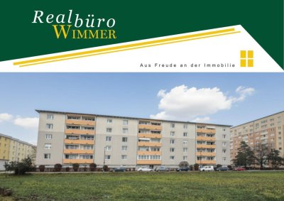 Sehr helle und großzügige Wohnung mit südseitiger Loggia - Nähe Krankenhaus