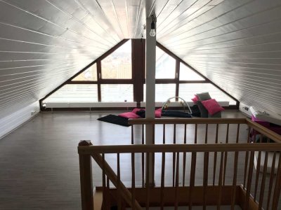 Stilvolle, gepflegte 4-Zimmer-Maisonette-Wohnung mit geh. Innenausstattung mit EBK in Bad Rappenau