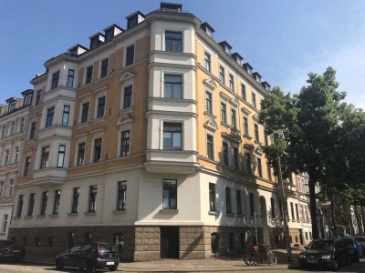 Vermietete Traumwohnung mit Parkett und Stuck