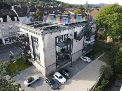 Einmalig in Wuppertal: Wohnen im ehemal. Hochbunker! Individ. 2-Zi-Whg 74 m² im EG, riesige Terrasse