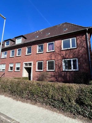 Teilsanierte 3 Zimmerwohnung zum 16.08.2026 mit 3 Kaltmieten Renovierungsbonus!