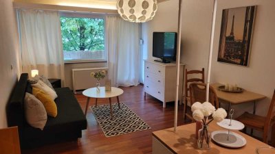 Exklusive 1-Zimmer-Wohnung mit gehobener Innenausstattung mit EBK in Esslingen am Neckar