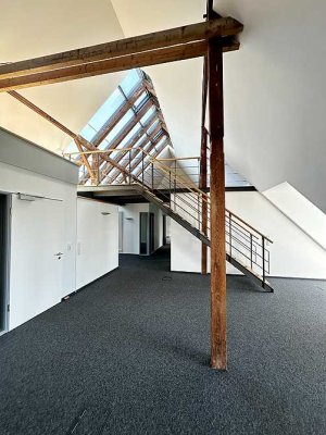 charmantes "Wohnbüro" im Dachgeschoss mit Galerie im Quartier Bahrenfeld