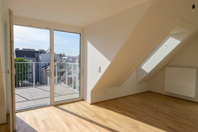 DG Wohnung gleich beim Reumannplatz – 2-Zimmerwohnung mit großer Küche mit Essplatz und ruhiger Hofterrasse!