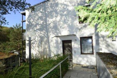 3-D-Virtual-Tour! 3,5 Zimmer-ETW mit Hobbyraum und Tiefgaragenstellplatz im Steinbachtal
