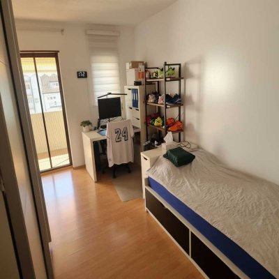 Provisionsfrei, 2-Zimmerwohnung mit Balkon in Top-Lage
