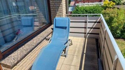 Schöne und modernisierte 2-Raum-Wohnung mit Balkon und EBK in Bielefeld