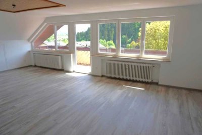 Helle und geräumige 3 Zimmer Wohnung in ruhiger und sonniger Lage in Glatten