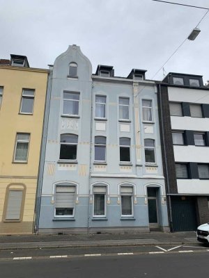 Krefeld schöne 2 ZKB Wohnung ab 01.12.2025 zu vermieten.