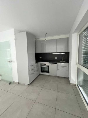 Ab sofort steht diese moderne  4 Zimmerwohnung mit Garten zur Verfügung