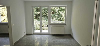 Wohnung 1.OG mit Balkon Einbauküche sehr ruhige Lage