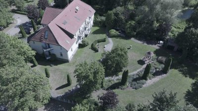 # 1 Rosenduft im Herrenhaus *** Groß Plasten OT Carolinenhof *** Eigenbedarf oder Anlage ***