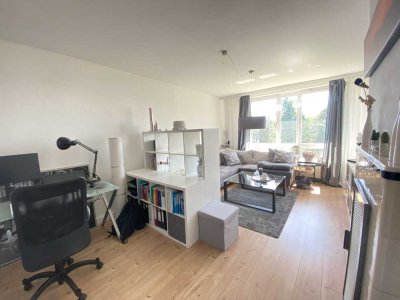 Renovierte Wohnung mit zwei Zimmern in Oldenburg - WG geeignet
