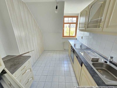 Top 2-Raum-Wohnung mit Einbauküche und Lift - Eigennutz oder zum Vermieten