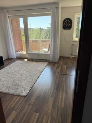 Geschmackvolle 2-Zimmer-Wohnung mit Balkon in Achim
