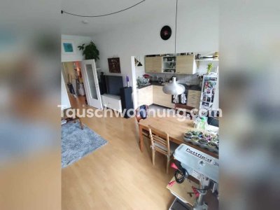 Tauschwohnung: Helle Neustadtwohnung mit Doppelbalkon