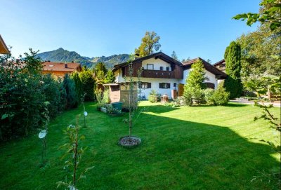 Einfamilienhaus im Herzen von Schliersee-Neuhaus mit großzügigem Grundstück in sonniger Lage