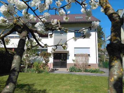 Wohnfreundliche 4 Zimmerwohnung in Maintal für Sie frisch renoviert !