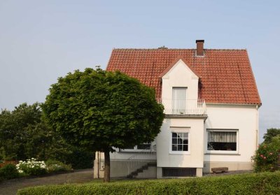 Freistehendes Einfamilienhaus auf einem großem Grundstück und einzigartigem Blick