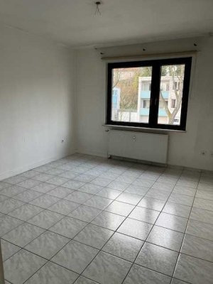 Gepflegte 2-Zimmer-Wohnung im 1. OG in Bochum Wiemelhausen/Brenschede