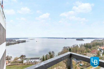 Fantastischer Blick über den "Großen Plöner See"! Gemütliches 1-Zimmer-Apartment über den Dächern vo