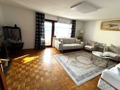 Über den Dächern von Pforzheim! Wunderschöne 5½-Zimmer-Wohnung mit Garage und Balkon zu verkaufen