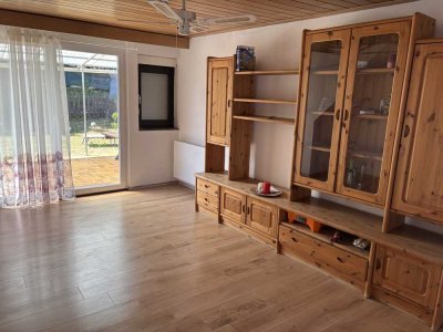 Freundliche 3-Zimmer-DG-Wohnung mit Einbauküche in Mainstockheim