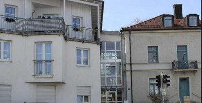 Sehr schöne und helle 3-Zimmer Wohnung in der Innenstadt