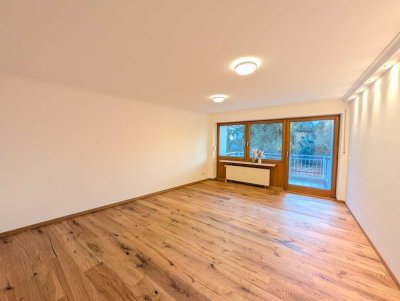 Kernsanierte 3 Zimmer Wohnung mit Loggia und Tiefgarage