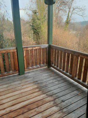 gut aufgeteilte 4-Zimmer-WG mit 2 Balkonen