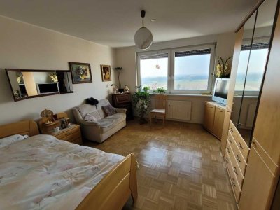 Schöne 2 ZKB Wohnung mit Weitblick auf die Bergstraße