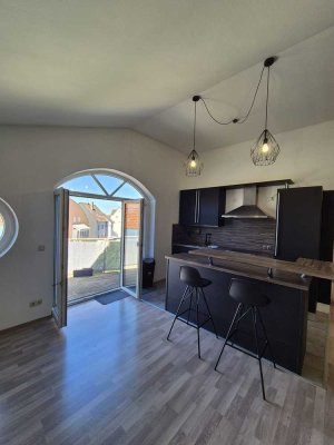 Großzügige helle 2-Zimmer Wohnung nähe Audi und Stadtmitte