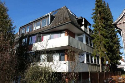 schöne, helle 2-Zimmer-Dachgeschosswohnung in Schwachhausen, Nähe Kirchbachstraße