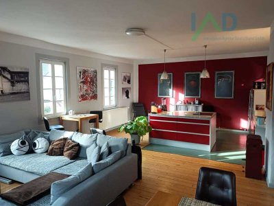 Charmantes Einfamilienhaus: Historische Eleganz vereint mit modernem Komfort. Ihr neues Zuhause wart