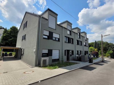 Ihr Perfektes Eigenheim: modernes Reiheneckhaus mit Garten und Doppelstellplatz