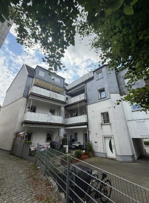 Individuelle 5 1/2-Raum-ETW mit großer Balkon-Terrasse