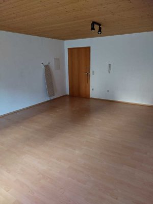 Freundliche 1-Zimmer-Wohnung mit Einbauküche in Meckesheim