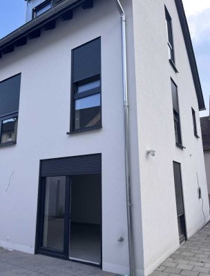 EFH mit 4,5 Zimmern, Terasse & Garten