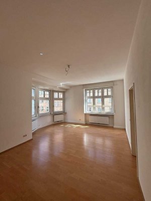 4-Zimmer-Wohnung mit Balkon – Stuttgart-West