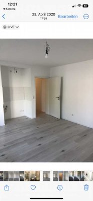 Ratingen: modernisierte 1,5 Zi.-Wohnung mit Balkon