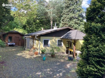 Kleines Ferienhaus in Ruhelage an einem idyllischem Platz !