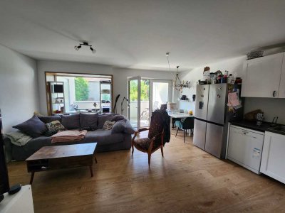 Neuwertige 3-Zimmer-Wohnung mit Süd-Loggia in Rülzheim