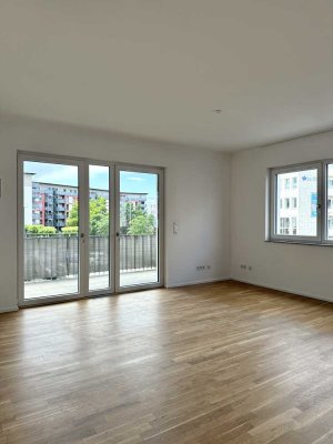 Helle moderne 2-Zimmer-Wohnung mit Balkon und optionalem Tiefgaragenstellplatz in Köln-Bayenthal