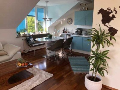 Moderne, helle Maisonette 3-Zimmer-Wohnung in RV Südstadt top Lage